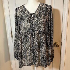 First Love by Lovelyn. Beautiful paisley style print colors black, cream, blue.